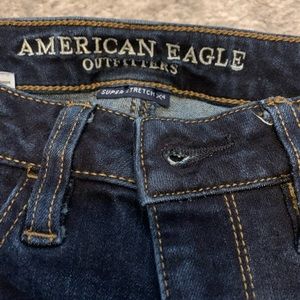 Dark wash American Eagle Skinny Jeans